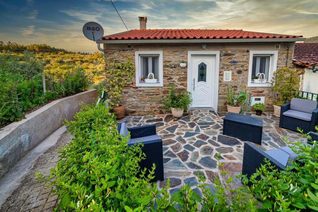 Вилла Casa Fundo Dos Palheiros Sobrainho dos Gaios Экстерьер фото